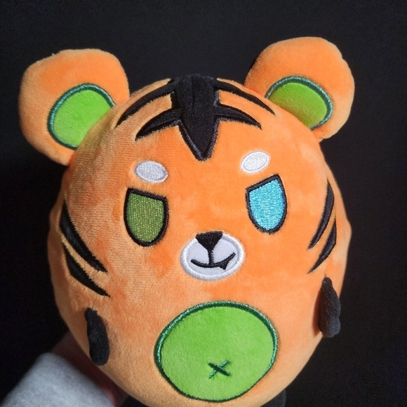 Krew District Soft Plushie Squishy Draco Orange 8'' - Picture 1 of 5